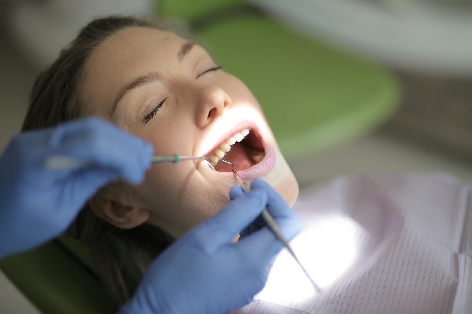 How Libyan Dental Clinics Reduce No-Shows with Dental Software — DentalKing Software