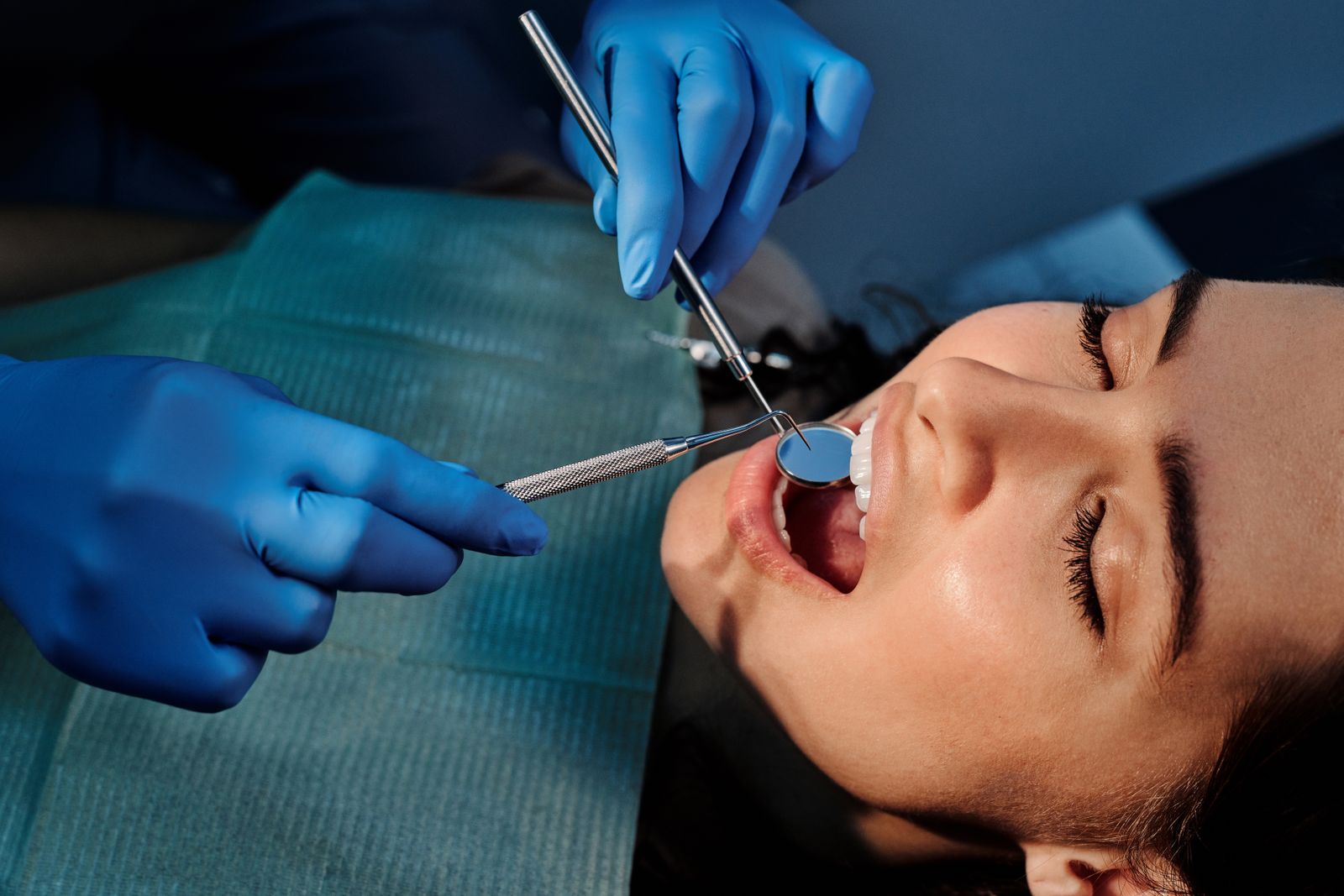 How Saudi Dental Clinics Reduce No-Shows with Dental Software — DentalKing Software